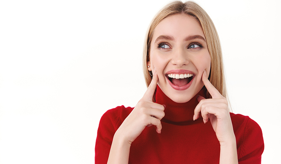 Smile Makeover vs Full Mouth Reconstruction