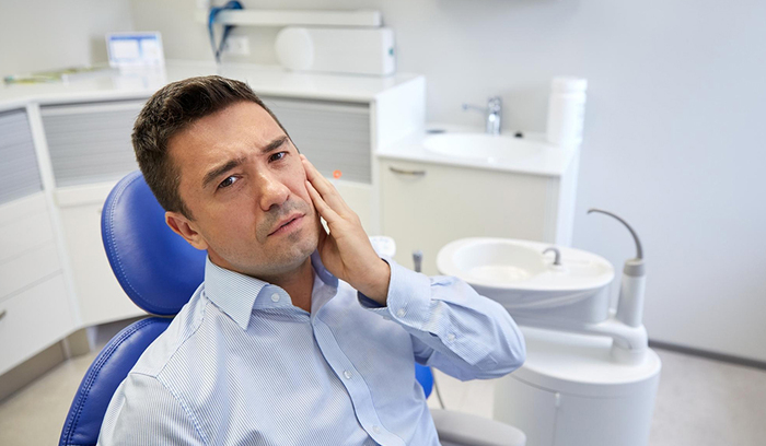 What to Expect When You See Our Emergency Dentist